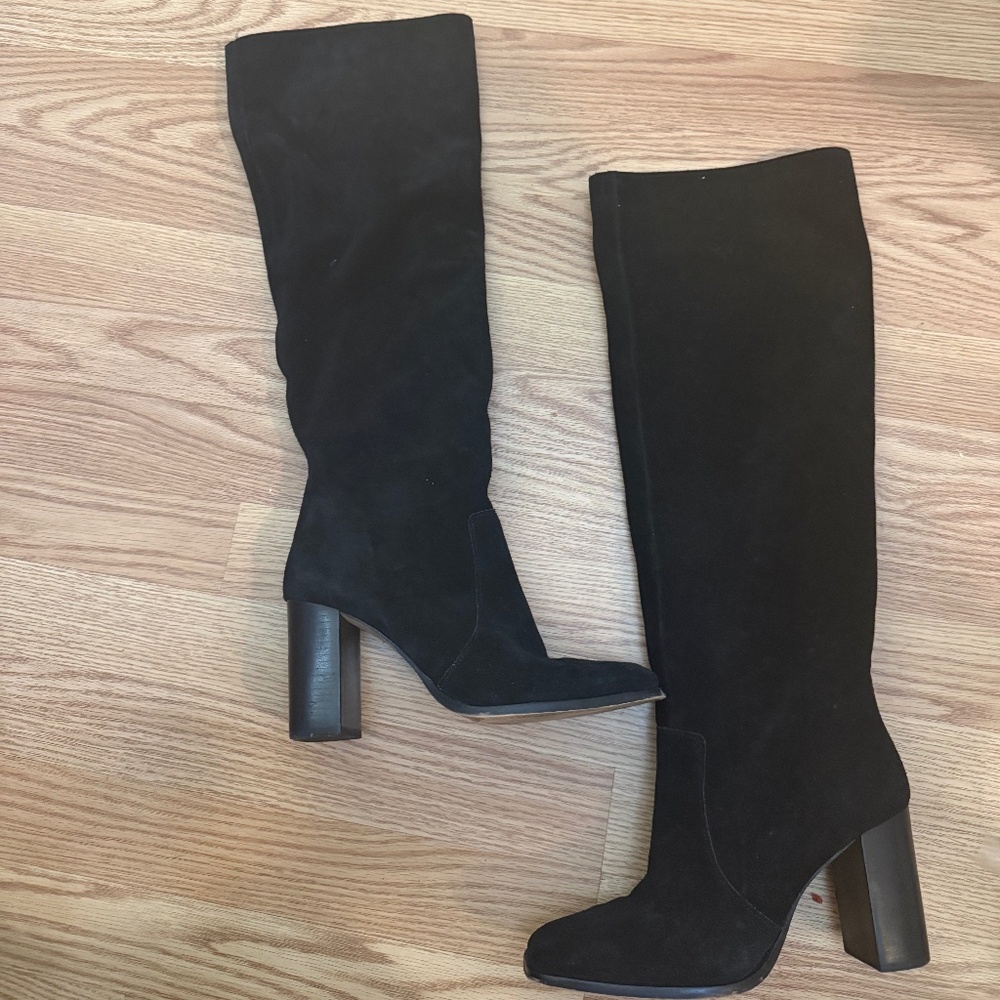 Dolce Vita black Flynn Suede boots - Picture 2 of 3